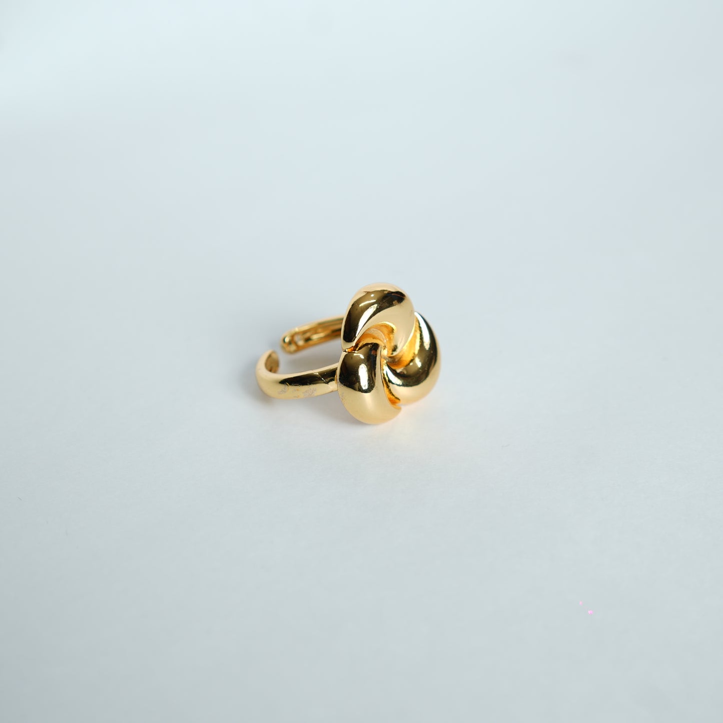 Modern Minimalist Rings